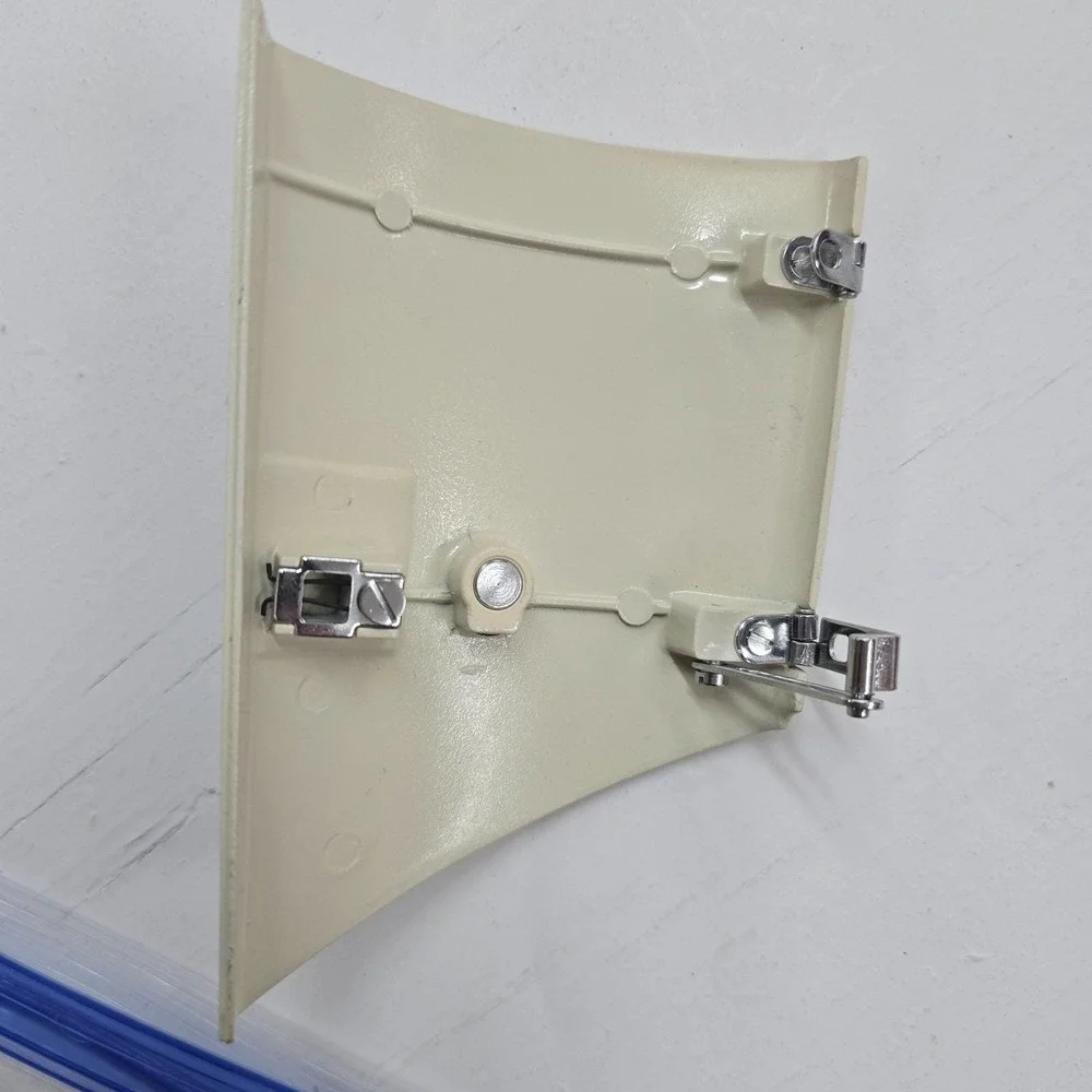 Kenmore 158.18130 Sewing Machine Top Cam Access Door Lid Flap Hinges Screws OEM